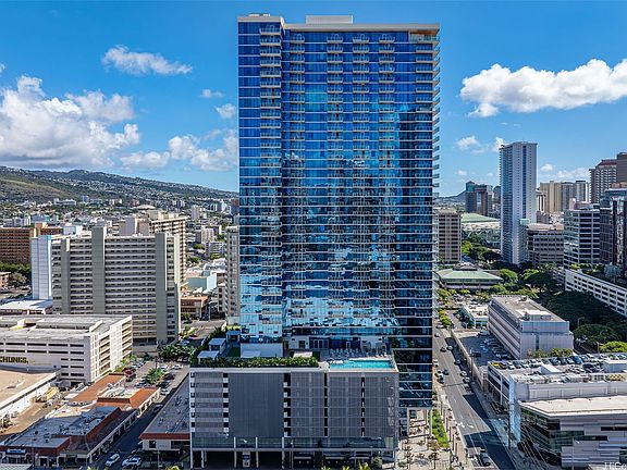 2nd image of 629 Keeaumoku St #3810