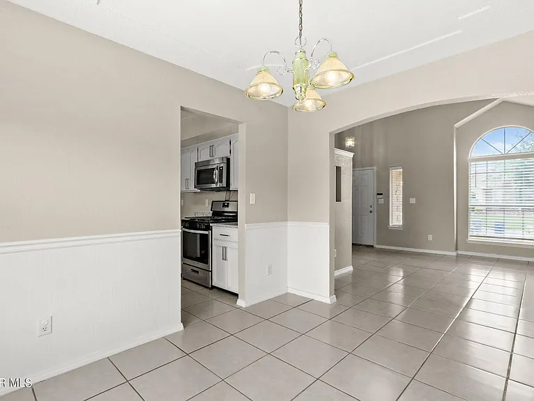 6763 Dakota Ridge Dr — Photo 8
