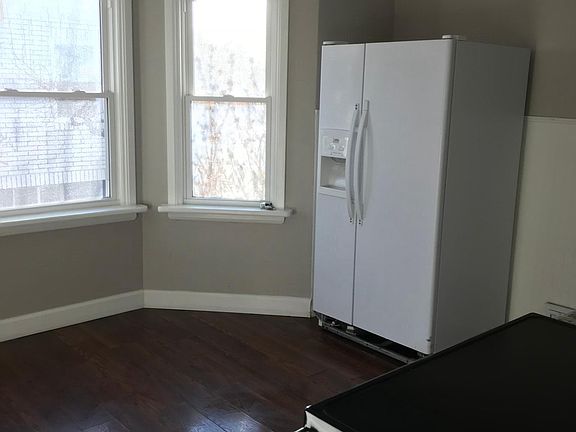 4th image of 444 N 100 W #House