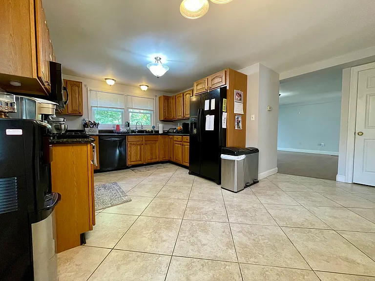 70 Grimes Rd — Photo 4