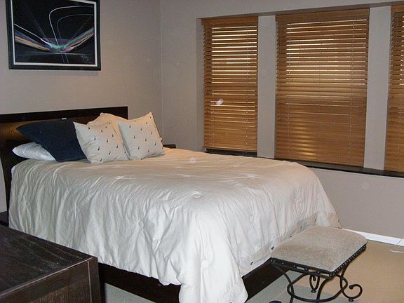 5th image of 5703 Elmer St APT 1B