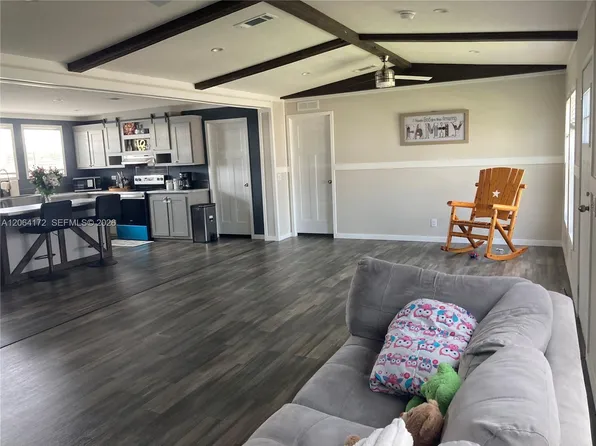 816 Mississippi Ave, Clewiston, FL 33440