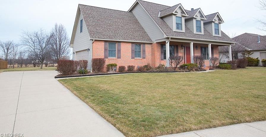 1st image of 146 Reserve Ave