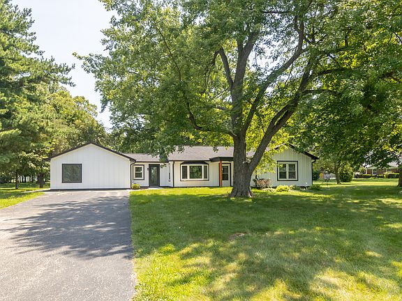 4th image of 3809 N State Road 9