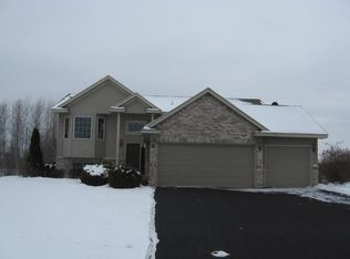 15606 Vale St NW, Andover, MN 55304