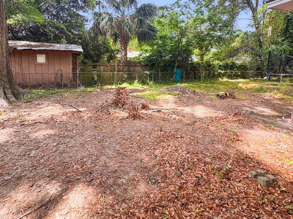 1804 6th St, Beaufort, SC 29902