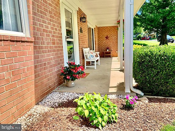5th image of 5244 Richardson Dr