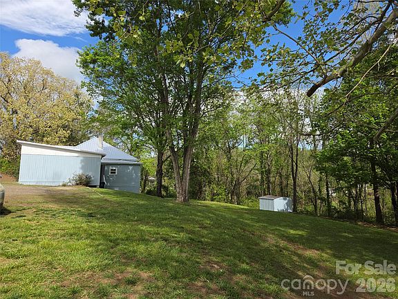 4th image of 267 Beaverdam St
