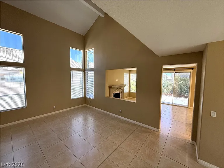 136 Serenade Ct — Photo 7