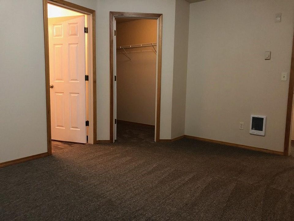 1st image of 3989 NW Fairway Ln #102