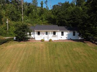 177 River Rd, Marietta, SC 29661