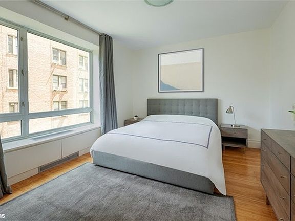 4th image of 545 W 110th St APT 4C