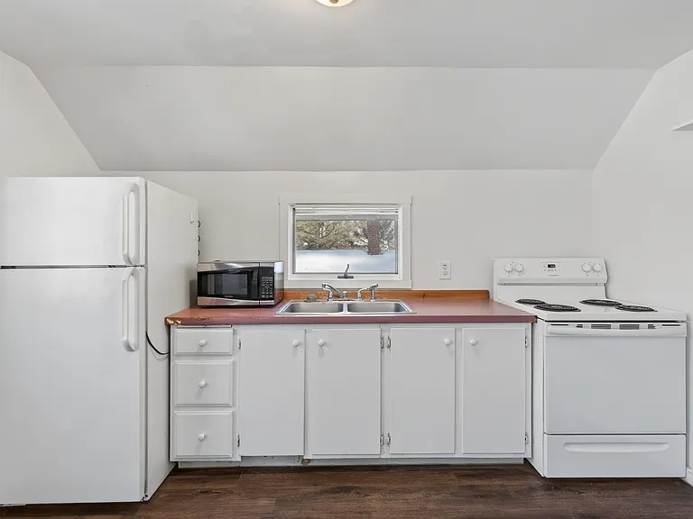 4 Tucker St #4 — Photo 7