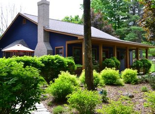 1115 Marshall Fields Dr, Boyne City, MI 49712