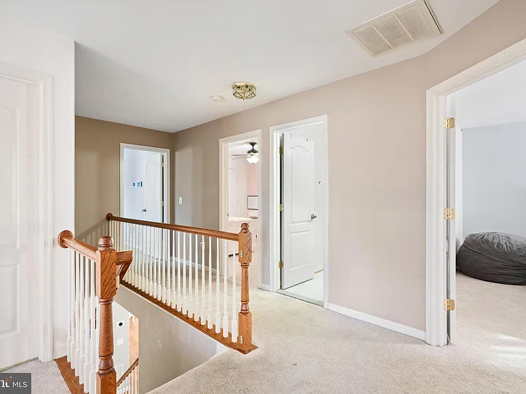 523 Windermere Dr — Photo 30
