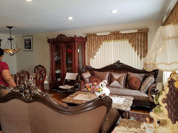 5th image of 8005 Avenue L