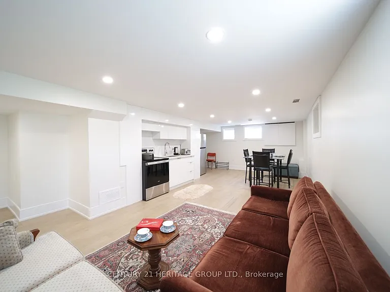 270 Brighton Ave — Photo 3