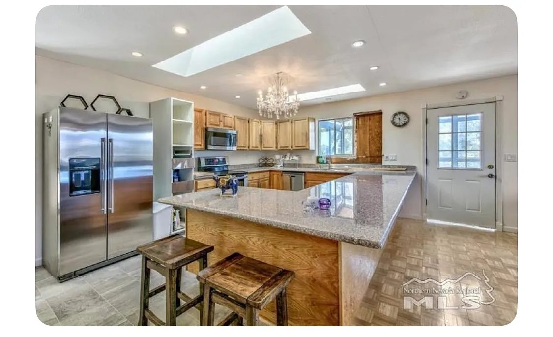 Building Photo - 377 Maryanne Dr #A