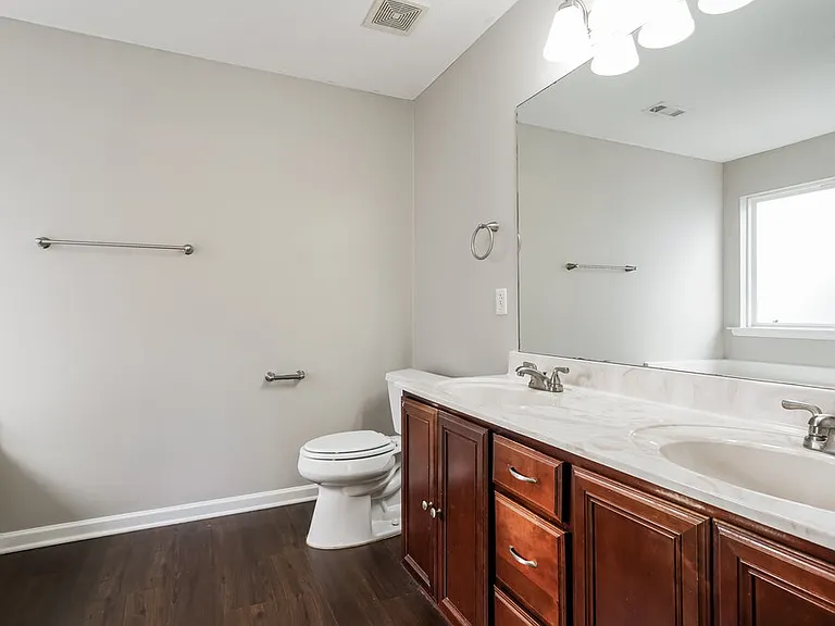 2809 Windcrest Trl — Photo 11
