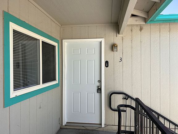 2nd image of 430 Willow Way APT 3