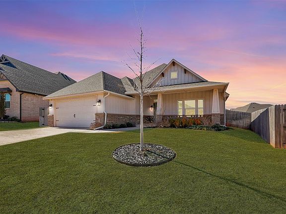2nd image of 18521 Autumn Grove Dr