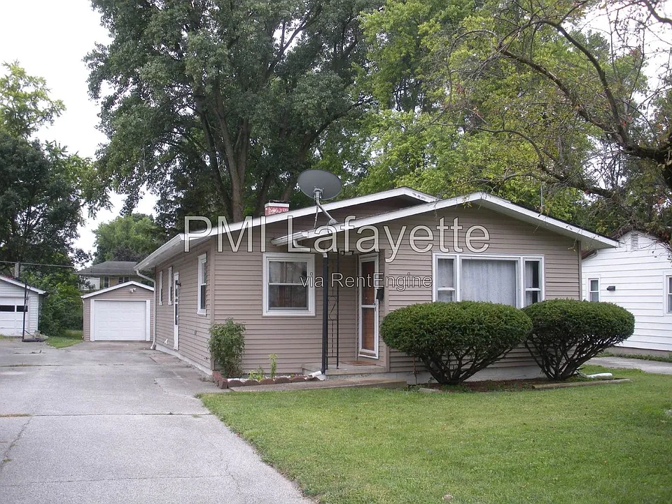 1507 Center St