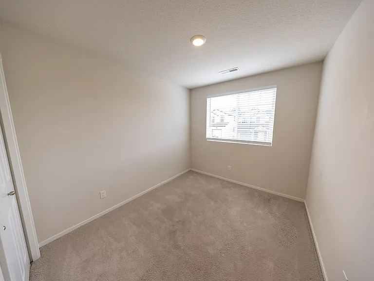 6313 NE 61st Ave — Photo 15