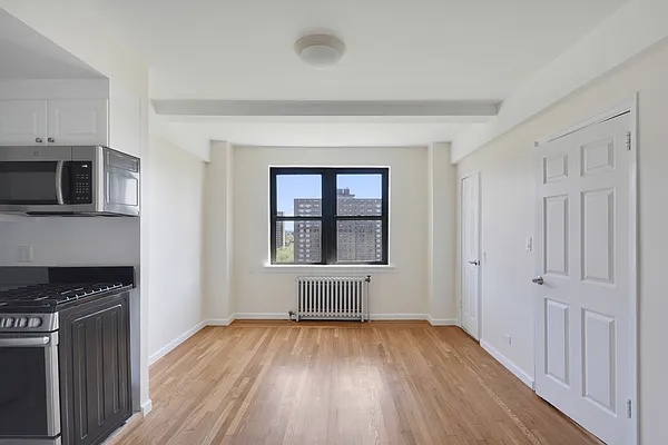 Rented by Oxford Property Group | media 22