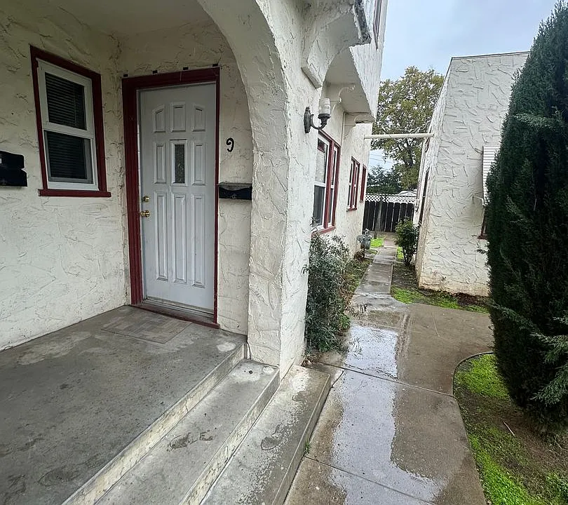 46 W 18th St