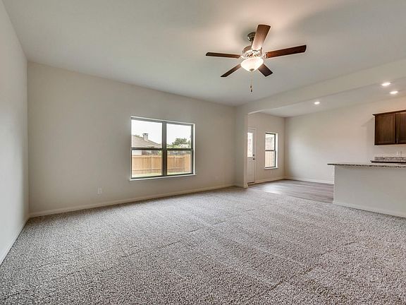5th image of 2104 Belmont Ln