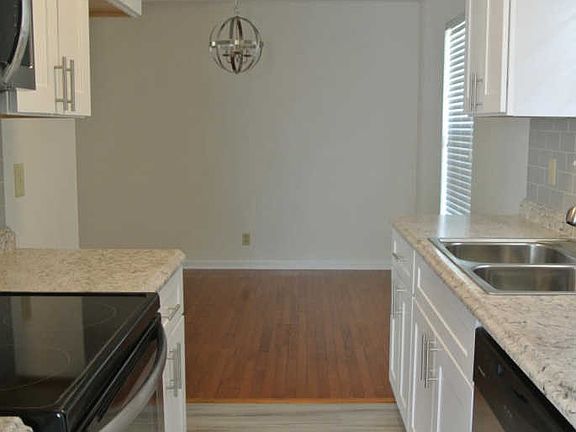 5th image of 519 Edmondson Ferry Ct