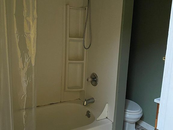 4th image of 16 N Kanawha St #4