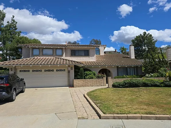 920 S Boone Cir, Anaheim, CA 92807