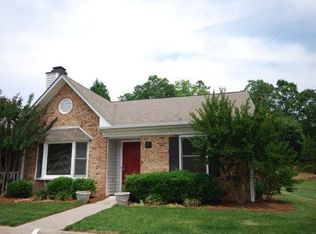 7 Collwood Ct, Greensboro, NC 27409