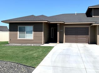 8009 Budsage Dr, Pasco, WA 99301