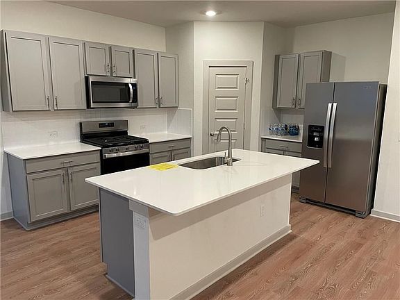 5th image of 172 Florenz Ln #82