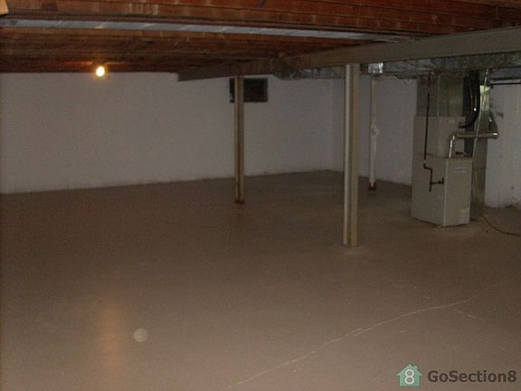 5th image of 7826 Birchmont Dr
