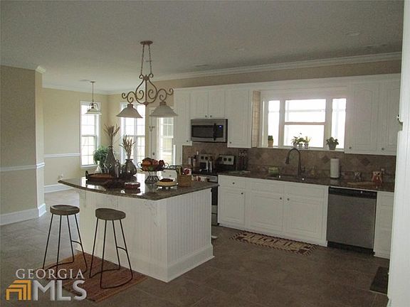 5th image of 170 McIntosh Estates Dr