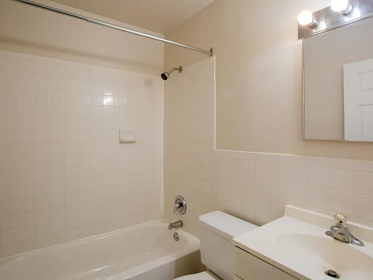 134 W Ridgewood Ave — Photo 7