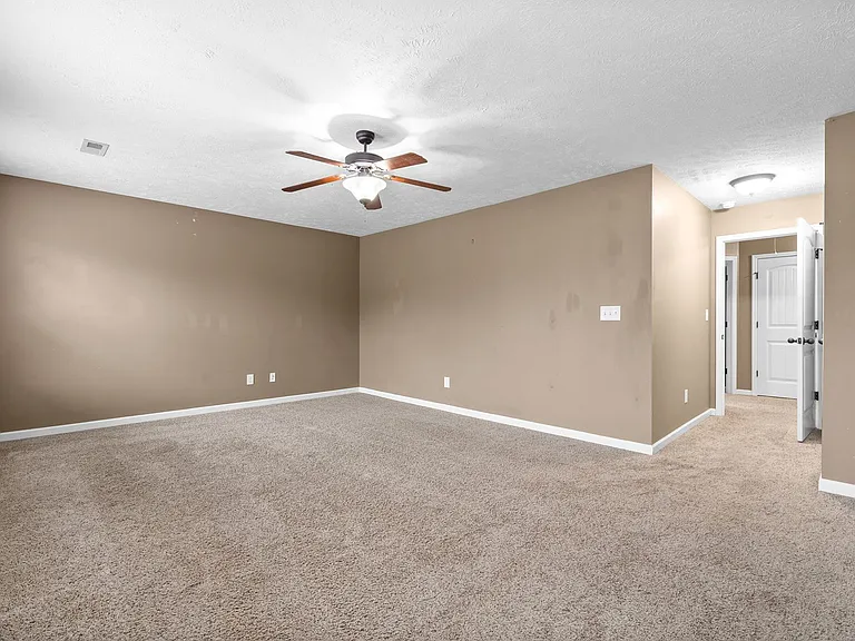 1170 Dygert Ct — Photo 29