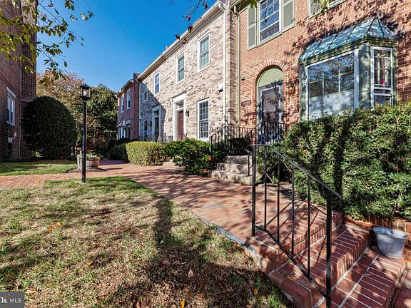 3rd image of 6705 Washington Blvd Unit 25