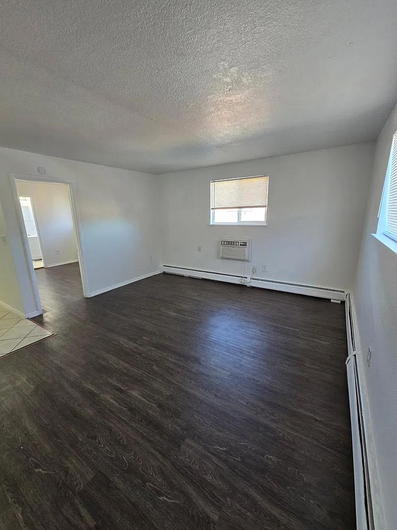 1434 Macon St — Photo 1