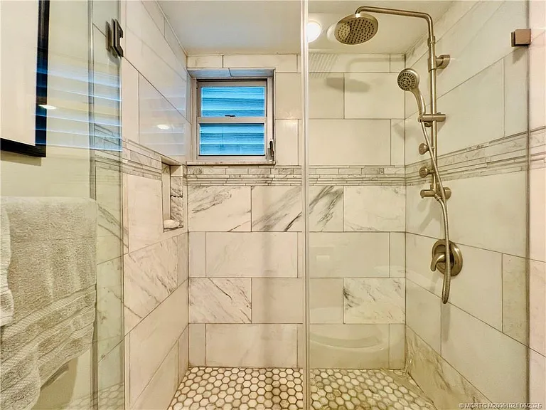 1550 NE Ocean Blvd #C204 — Photo 35
