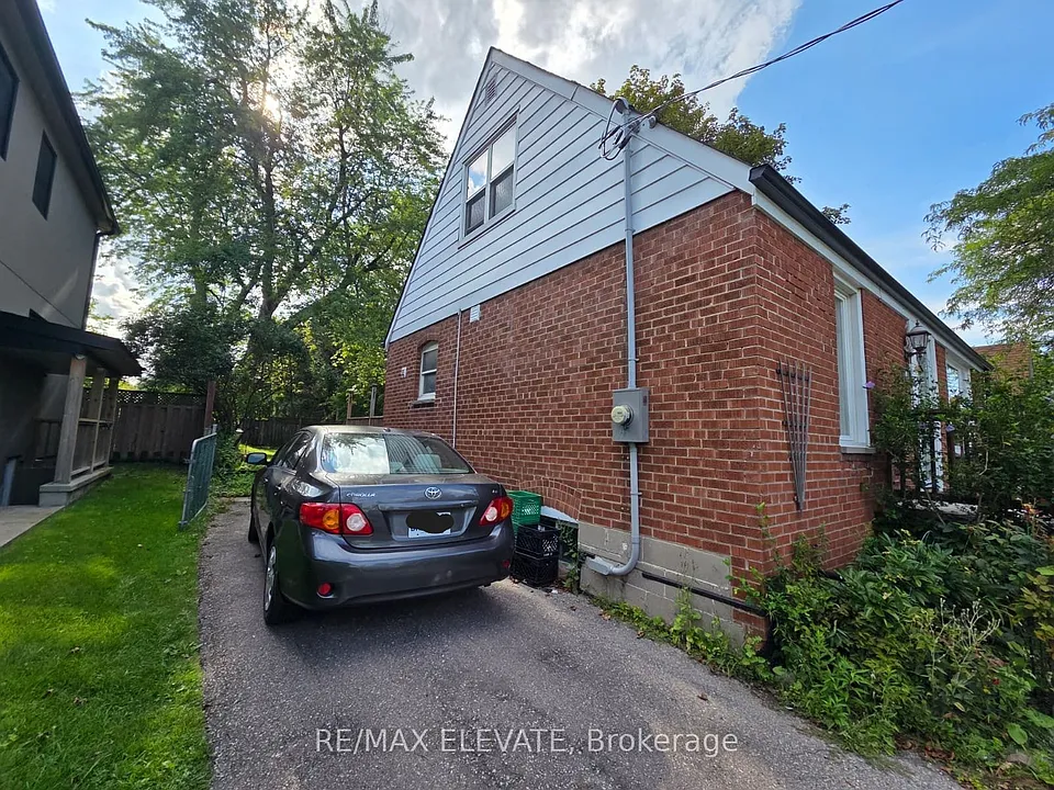 40 Bellamy Rd S