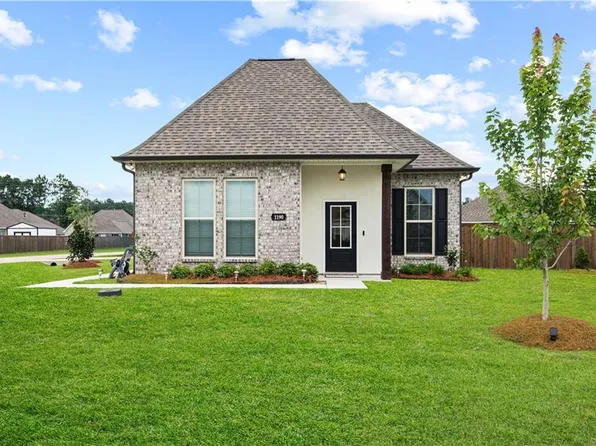 1190 Barrington Dr, Covington, LA 70435