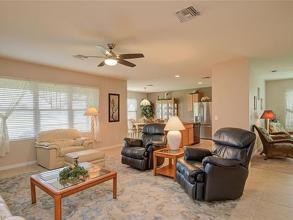 3rd image of 3080 Apple Blossom Dr