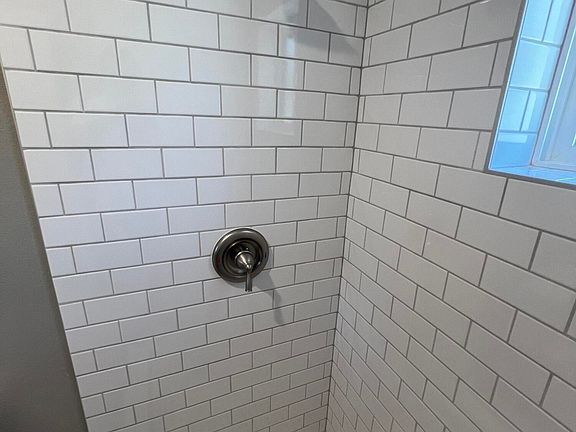 3rd image of 6117 N 71ST Lane