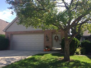 2101 Lost Dauphin Rd, De Pere, WI 54115