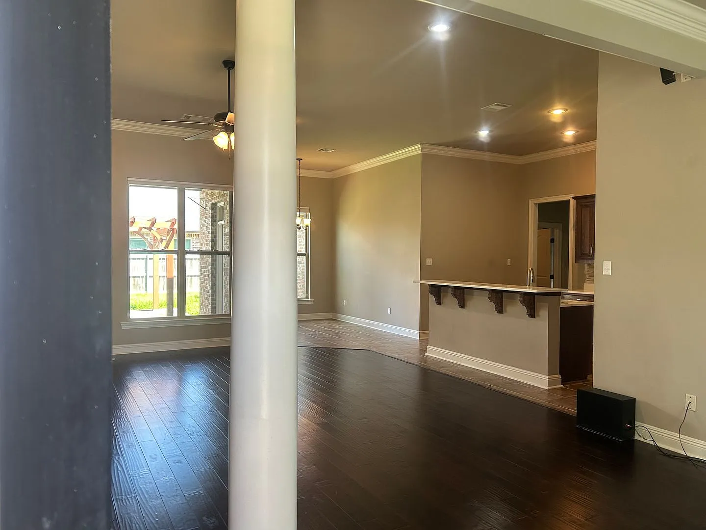 Room to Live, Relax & Enjoy Spacious 3BR/2BA Home! — Photo 3