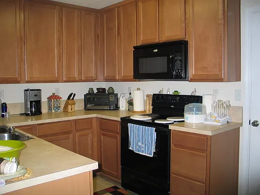 Rented by TheRealEstateCompany.com LLC | media 10